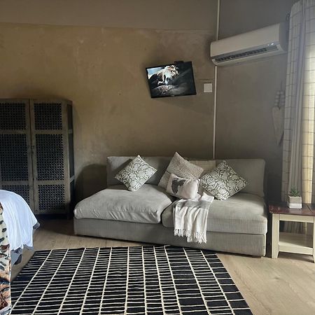 Simba Safaris African Pride Exotic Lodge Lephalale Kültér fotó